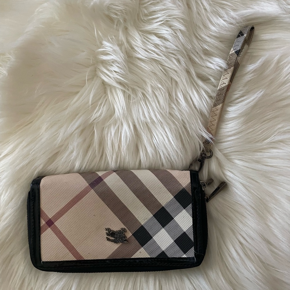 Burberry Beige and Black Check Wallet - Picture 2 of 14